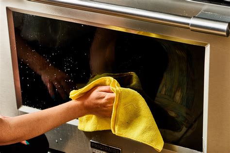 How to Clean an Oven Glass Door: A Comprehensive Guide and Why It’s Like Solving a Puzzle