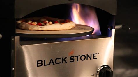 How to Cook Pizza on Pizza Stone: A Culinary Adventure Beyond the Oven